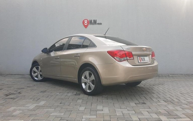 imagem-https://www.socarrao.com.br/sc-vehicle-images-prod/3210219/1787662144550-8376924_4_B_b7ec5cd7d7.jpeg