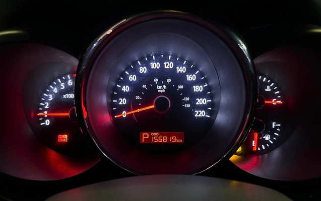 imagem-https://www.socarrao.com.br/sc-vehicle-images-prod/3210231/1786653702933-7_104238.jpg