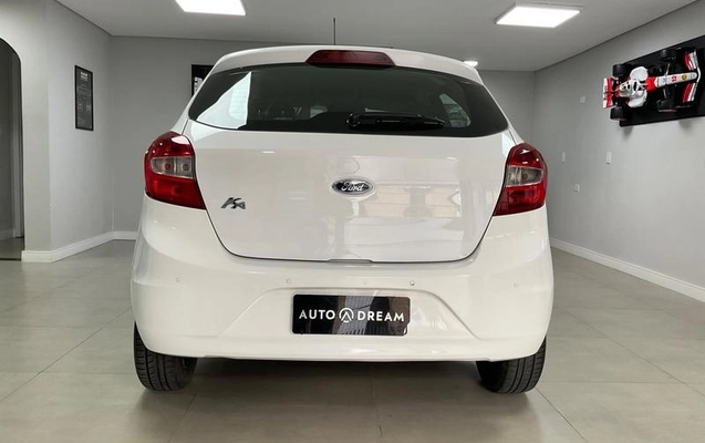 imagem-https://www.socarrao.com.br/sc-vehicle-images-prod/3210234/1786970536206-8378570_4_B_da8505d89f.jpeg