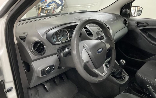 imagem-https://www.socarrao.com.br/sc-vehicle-images-prod/3210234/1786970536213-8378570_10_B_85ddb5ebb3.jpeg
