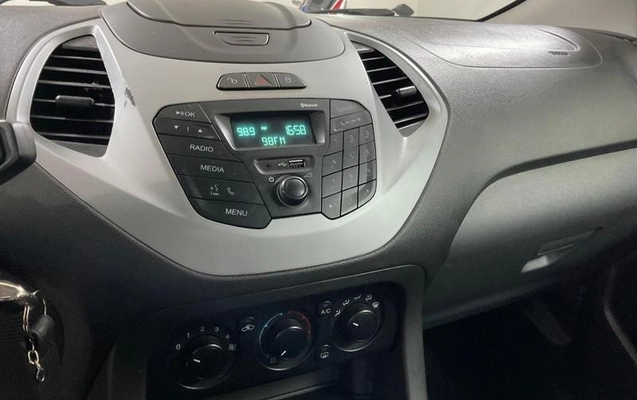 imagem-https://www.socarrao.com.br/sc-vehicle-images-prod/3210234/1786970536216-8378570_12_B_1ead5cfcf6.jpeg