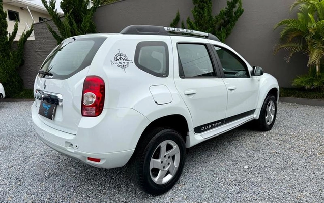 imagem-https://www.socarrao.com.br/sc-vehicle-images-prod/3210255/1786653940952-8374279_4_B_61679a2fe1.jpeg