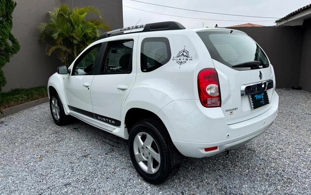 imagem-https://www.socarrao.com.br/sc-vehicle-images-prod/3210255/1786653940954-8374279_6_B_d3d9add59b.jpeg
