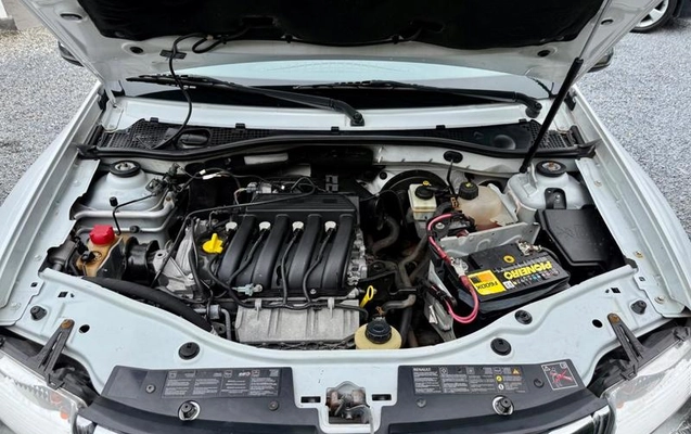 imagem-https://www.socarrao.com.br/sc-vehicle-images-prod/3210255/1786653940956-8374279_8_B_5ff7f58121.jpeg