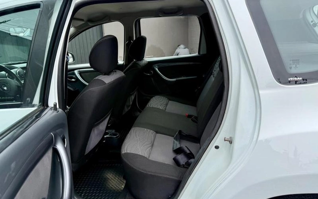 imagem-https://www.socarrao.com.br/sc-vehicle-images-prod/3210255/1786653940966-8374279_15_B_6192d462ee.jpeg