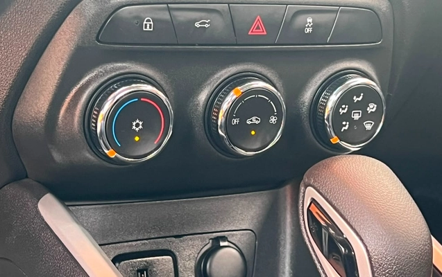 imagem-https://www.socarrao.com.br/sc-vehicle-images-prod/3210403/1786654285824-V2hhdHNBcHAgSW1hZ2UgMjAyNi0wOC0xMyBhdCAxNi41NC4yNyAoMykuanBlZw.jpeg