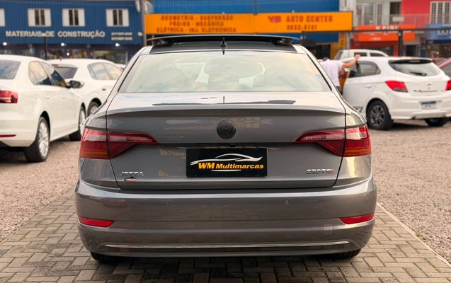 imagem-https://www.socarrao.com.br/sc-vehicle-images-prod/3210575/1786654605758-V2hhdHNBcHAgSW1hZ2UgMjAyNi0wOC0xMyBhdCAxNi41MS4xNiAoMSkuanBlZw.jpeg