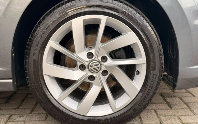 imagem-https://www.socarrao.com.br/sc-vehicle-images-prod/3210575/1786654605936-V2hhdHNBcHAgSW1hZ2UgMjAyNi0wOC0xMyBhdCAxNi41MS4xNyAoMSkuanBlZw.jpeg