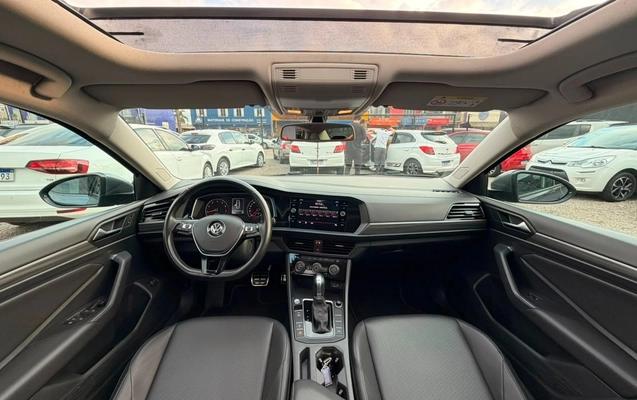 imagem-https://www.socarrao.com.br/sc-vehicle-images-prod/3210575/1786654606199-V2hhdHNBcHAgSW1hZ2UgMjAyNi0wOC0xMyBhdCAxNi41MS4xOCAoMikuanBlZw.jpeg