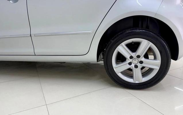 imagem-https://www.socarrao.com.br/sc-vehicle-images-prod/3210608/1787092595633-8378658_11_B_068609b626.jpeg