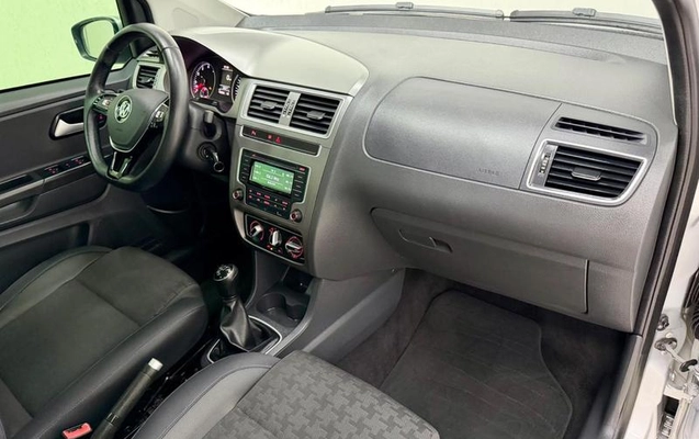 imagem-https://www.socarrao.com.br/sc-vehicle-images-prod/3210608/1787092595649-8378658_20_B_b760367799.jpeg