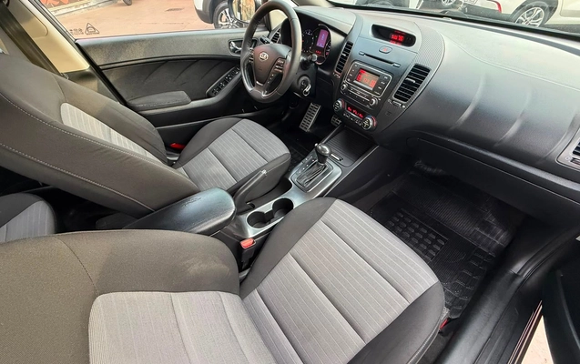 imagem-https://www.socarrao.com.br/sc-vehicle-images-prod/3210617/1788293534332-ba0f02bebafa4f479f2a4a213194da8e_1786654396059.jpg