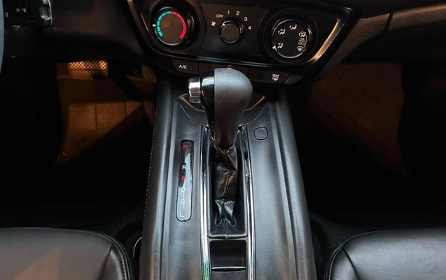 imagem-https://www.socarrao.com.br/sc-vehicle-images-prod/3210915/1788265415506-8378737_3_B_181b840bfe.jpeg