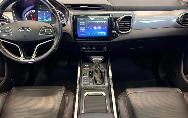 imagem-https://www.socarrao.com.br/sc-vehicle-images-prod/3211043/1786813507982-8323545_8_B_9abe96a9c1.jpeg
