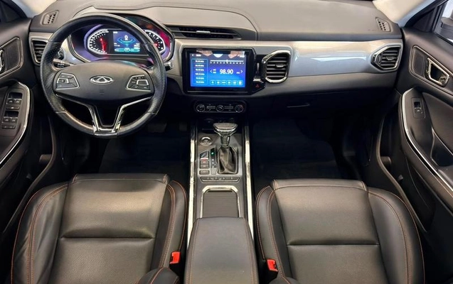 imagem-https://www.socarrao.com.br/sc-vehicle-images-prod/3211043/1786813507994-8323545_18_B_7158ecc6c1.jpeg