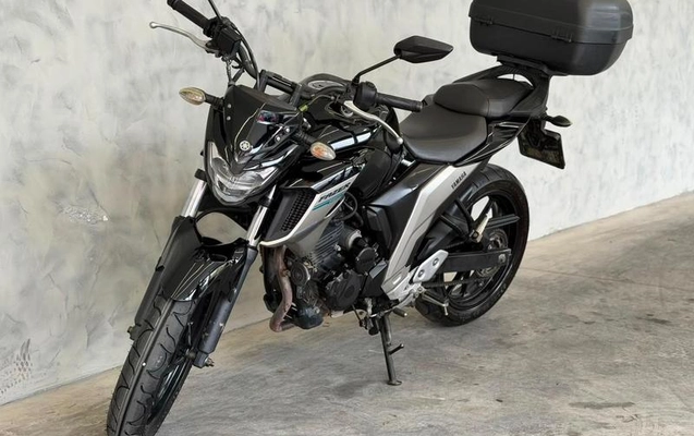 imagem-https://www.socarrao.com.br/sc-vehicle-images-prod/3211314/1786812619715-8231071_1_B_6747a39a19.jpeg