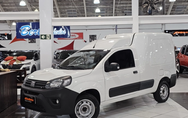 imagem-https://www.socarrao.com.br/sc-vehicle-images-prod/3211693/1786658020690-1_072443.jpg