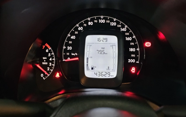imagem-https://www.socarrao.com.br/sc-vehicle-images-prod/3211693/1786658020694-1_072449.jpg