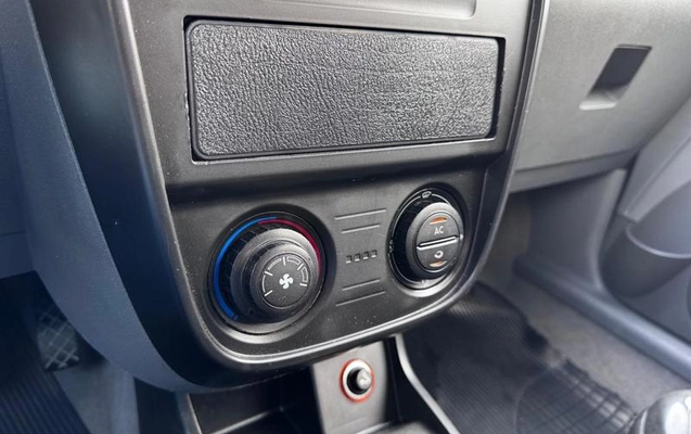 imagem-https://www.socarrao.com.br/sc-vehicle-images-prod/3211868/1786661391367-8360435_10_B_97343412bf.jpeg