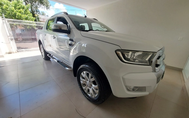 imagem-https://www.socarrao.com.br/sc-vehicle-images-prod/3212909/1786662782992-MjAyNjAyMjdfMTMyODAyLmpwZw.jpg