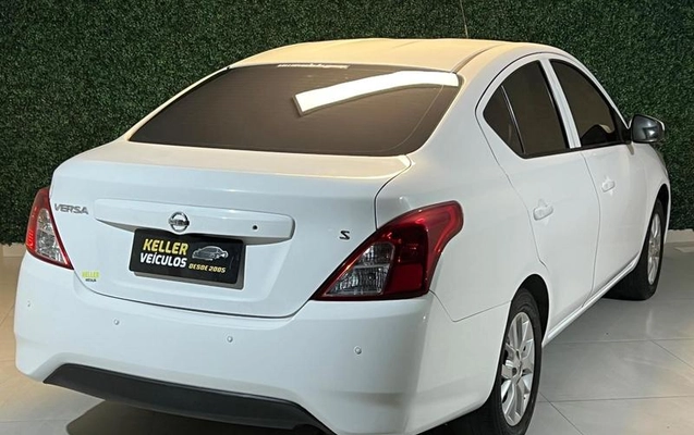 imagem-https://www.socarrao.com.br/sc-vehicle-images-prod/3213786/1786664665856-8215639_3_B_d1925bdcfa.jpeg