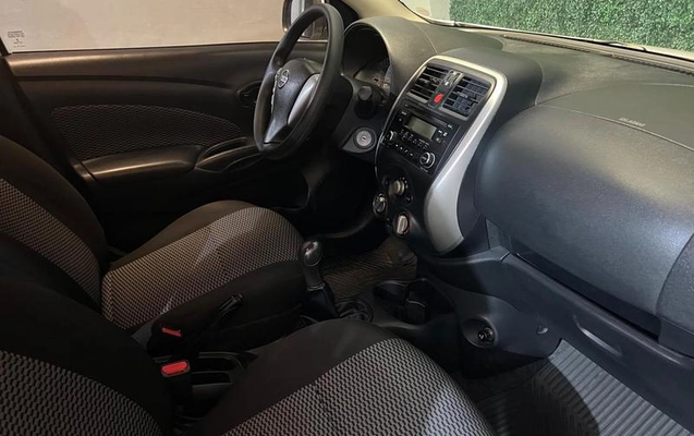 imagem-https://www.socarrao.com.br/sc-vehicle-images-prod/3213786/1786664665864-8215639_6_B_d77f050aea.jpeg