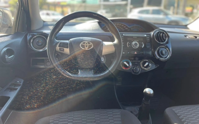imagem-https://www.socarrao.com.br/sc-vehicle-images-prod/3214551/1786667324044-835f7c87d8e14edda76917244161cdef_1786667042560.jpg