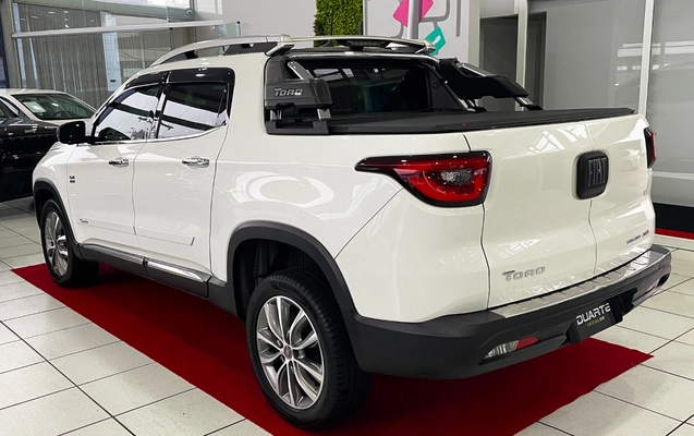 imagem-https://www.socarrao.com.br/sc-vehicle-images-prod/3215406/1786669053060-MDA1LmpwZw.jpg