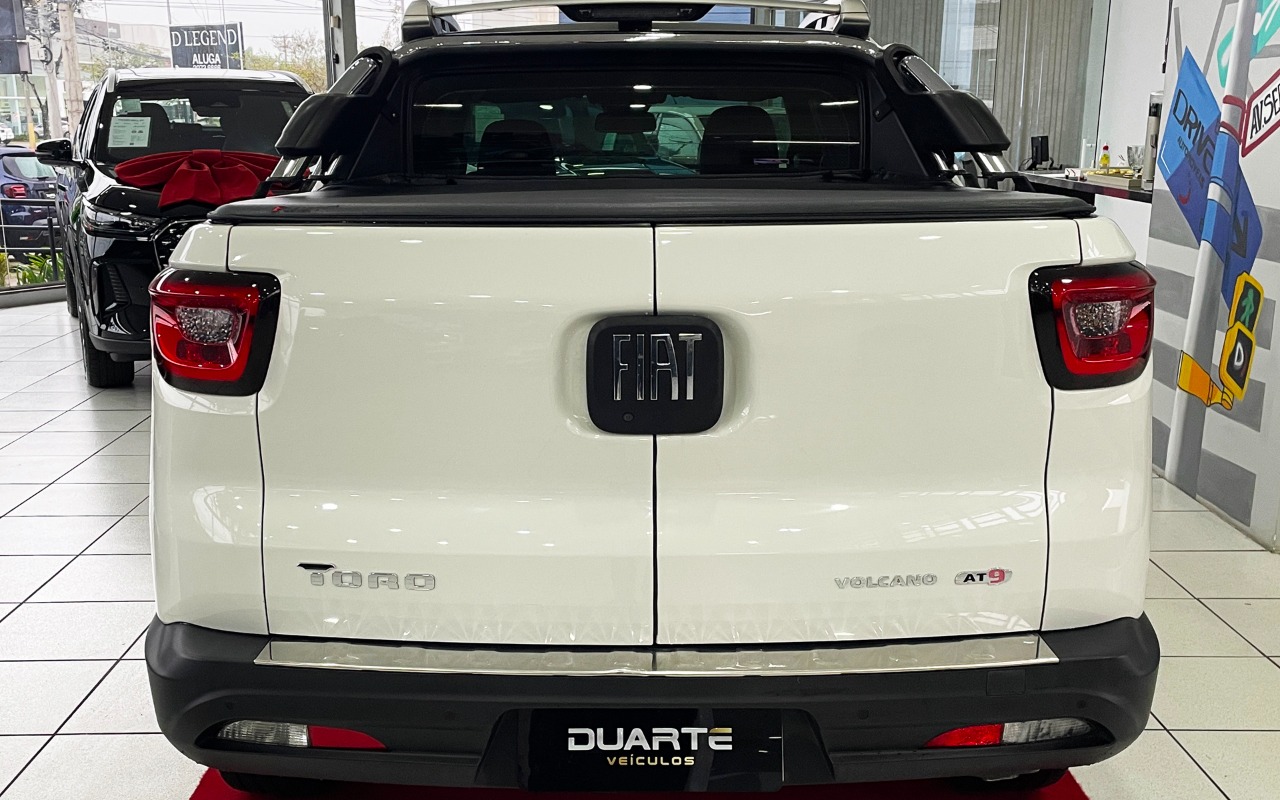 imagem-https://www.socarrao.com.br/sc-vehicle-images-prod/3215406/1786669053182-MDA2LmpwZw.jpg