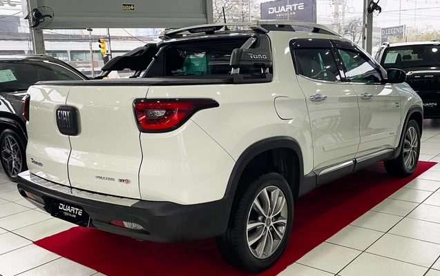 imagem-https://www.socarrao.com.br/sc-vehicle-images-prod/3215406/1786669053324-MDA4LmpwZw.jpg