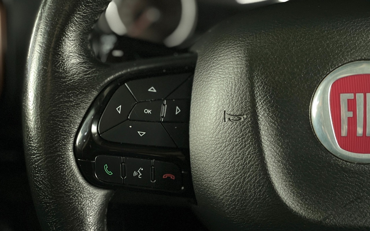 imagem-https://www.socarrao.com.br/sc-vehicle-images-prod/3215406/1786669053562-MDExLmpwZw.jpg