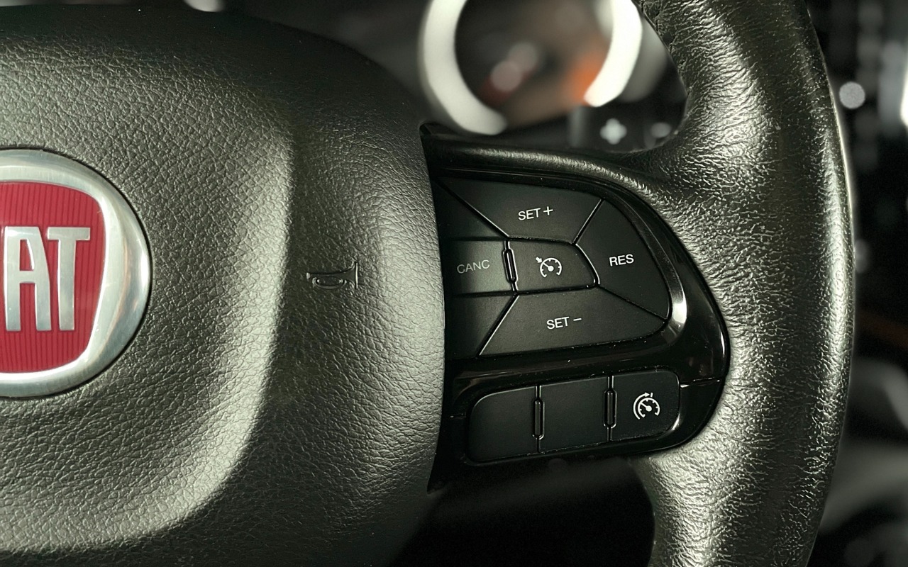 imagem-https://www.socarrao.com.br/sc-vehicle-images-prod/3215406/1786669053752-MDEyLmpwZw.jpg
