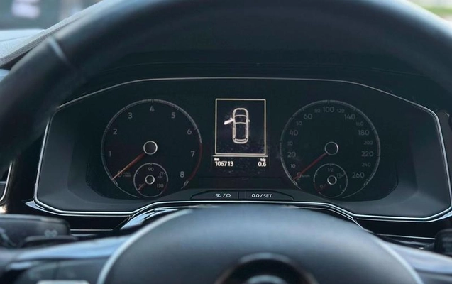 imagem-https://www.socarrao.com.br/sc-vehicle-images-prod/3215734/1790000722368-8362443_2_B_8ee89a7dd3.jpeg