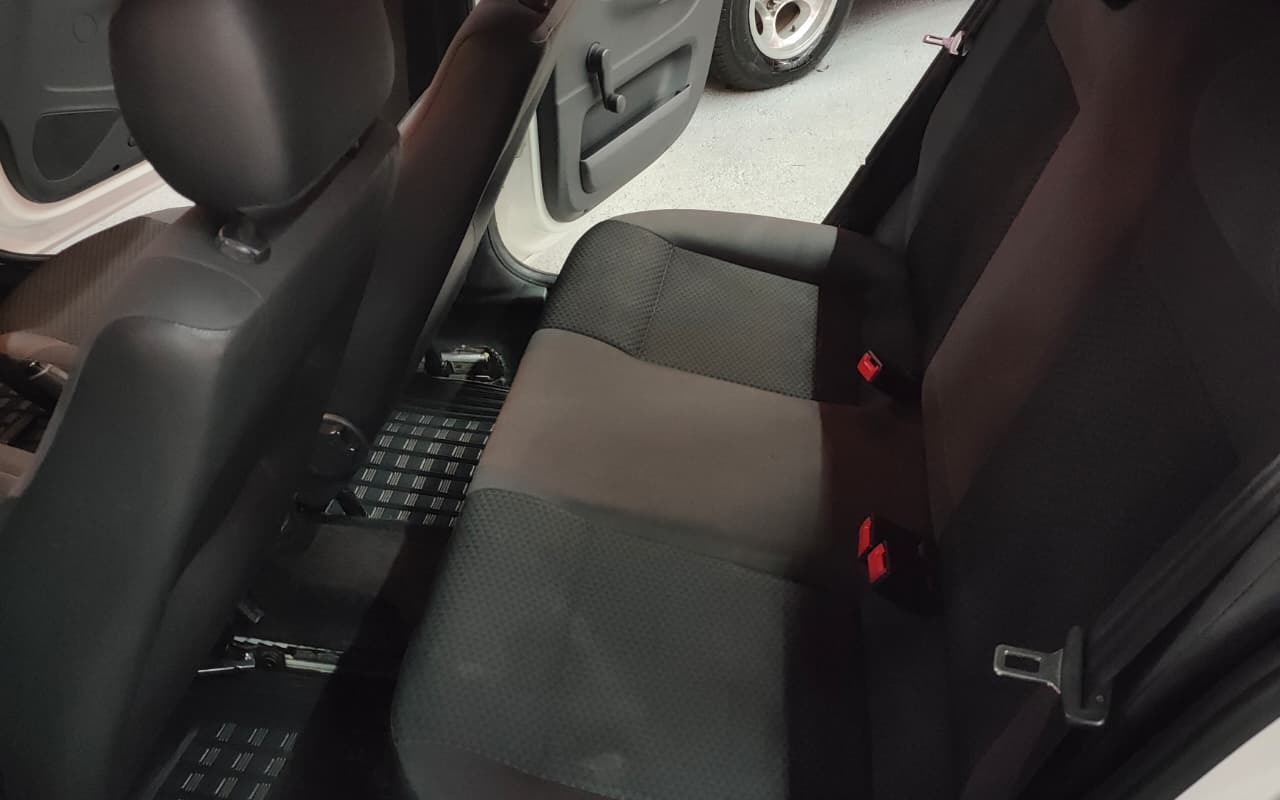 imagem-https://www.socarrao.com.br/sc-vehicle-images-prod/3217309/1786674473261-V2hhdHNBcHAgSW1hZ2UgMjAyNi0wOC0xMyBhdCAxOC4yMy4wNy5qcGVn.jpeg