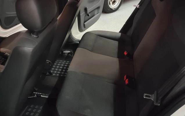 imagem-https://www.socarrao.com.br/sc-vehicle-images-prod/3217309/1786674473261-V2hhdHNBcHAgSW1hZ2UgMjAyNi0wOC0xMyBhdCAxOC4yMy4wNy5qcGVn.jpeg