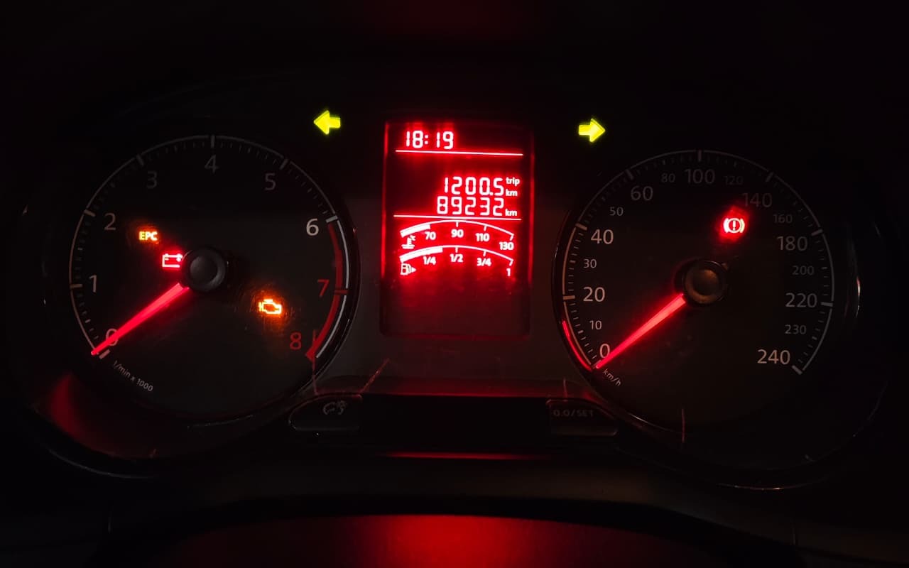 imagem-https://www.socarrao.com.br/sc-vehicle-images-prod/3217309/1786674473518-V2hhdHNBcHAgSW1hZ2UgMjAyNi0wOC0xMyBhdCAxOC4yMy4wOCAoMikuanBlZw.jpeg