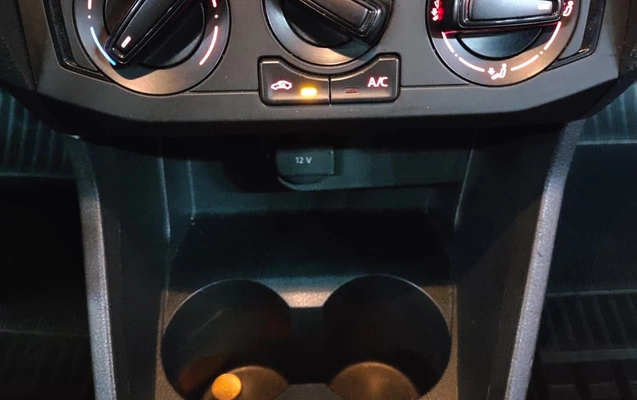 imagem-https://www.socarrao.com.br/sc-vehicle-images-prod/3217309/1786674473824-V2hhdHNBcHAgSW1hZ2UgMjAyNi0wOC0xMyBhdCAxOC4yMy4xMC5qcGVn.jpeg