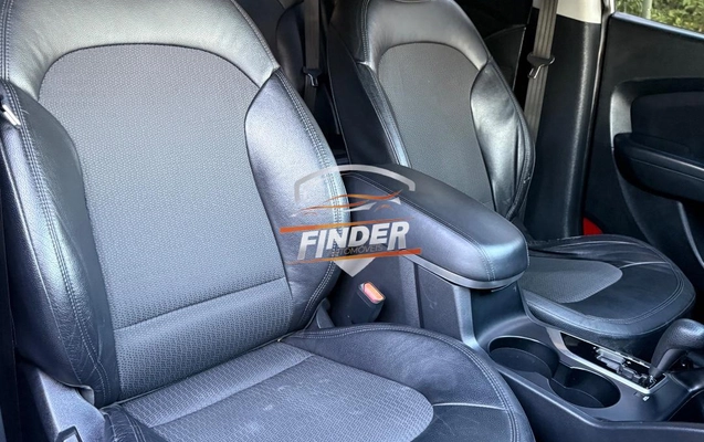 imagem-https://www.socarrao.com.br/sc-vehicle-images-prod/3226324/1786983888028-1112fda215194c20ab55eff65b4c1c23_1784893310917.jpg