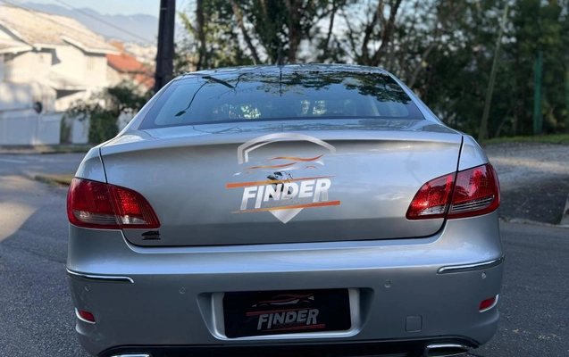 imagem-https://www.socarrao.com.br/sc-vehicle-images-prod/3226335/1786708141091-c5085bfb303e44619c21da9940275c05_1778590750268.jpeg