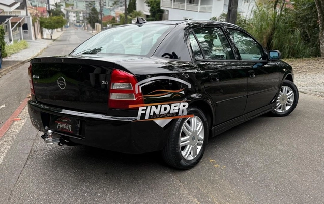 imagem-https://www.socarrao.com.br/sc-vehicle-images-prod/3226336/1786708147762-937c46c8852144a6a15ba8f8fb9e44f9_1781112955089.jpg