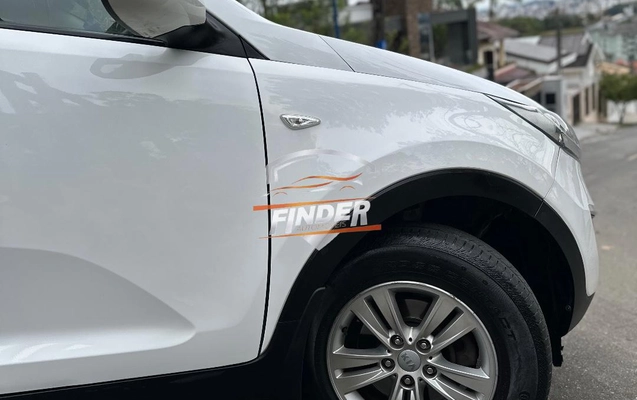 imagem-https://www.socarrao.com.br/sc-vehicle-images-prod/3226345/1786708162782-9fea1560b2d440dc832af2cdee3c6db9_1756833980925.jpeg