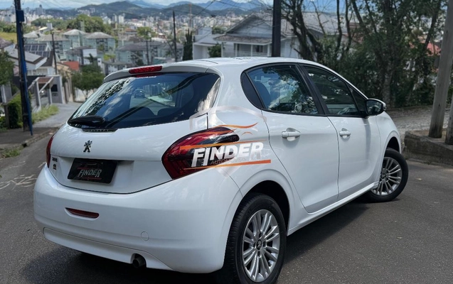 imagem-https://www.socarrao.com.br/sc-vehicle-images-prod/3226348/1786708170192-cce77293f0df4debacb9f8c965b81fae_1763131277699.jpeg
