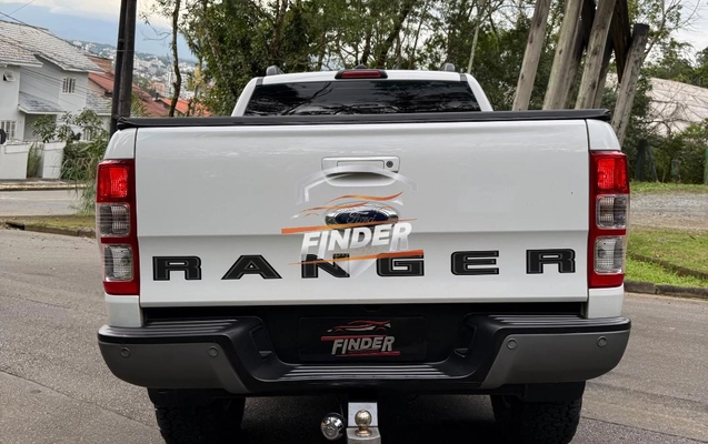 imagem-https://www.socarrao.com.br/sc-vehicle-images-prod/3226361/1786708349053-117e59f726c742dea17e697284aff53f_1786707915337.jpg