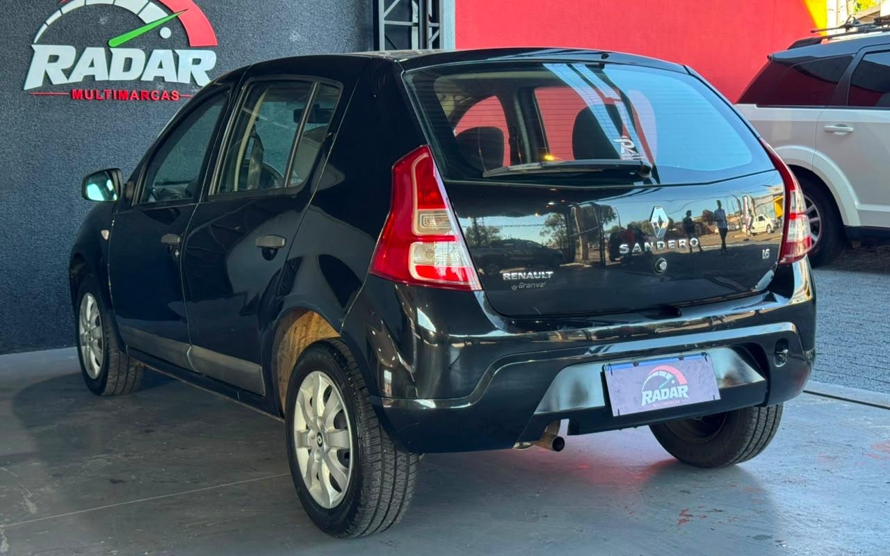 imagem-https://www.socarrao.com.br/sc-vehicle-images-prod/3226484/1786708681502-V2hhdHNBcHAgSW1hZ2UgMjAyNi0wOC0xNCBhdCAwOC41My40NS5qcGVn.jpeg