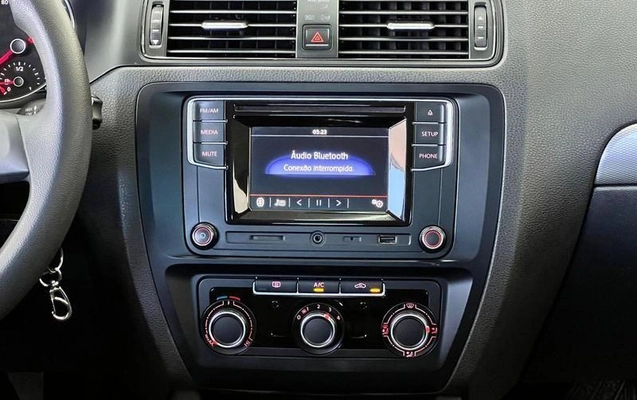 imagem-https://www.socarrao.com.br/sc-vehicle-images-prod/3226762/1786709479997-8325698_7_B_b547cc2673.jpeg