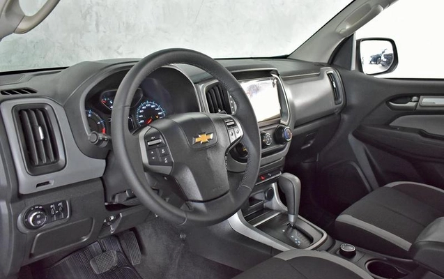 imagem-https://www.socarrao.com.br/sc-vehicle-images-prod/3226852/1789505026892-8222575_11_B_05e8b136a9.jpeg