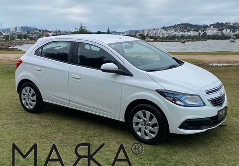 Chevrolet Onix 2015 Branco — foto 1 de 3