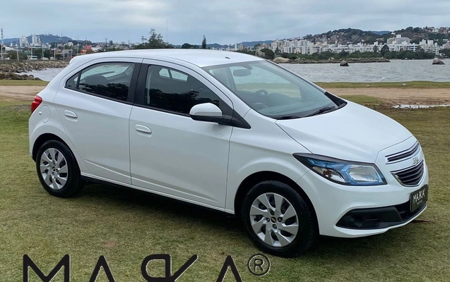 imagem-https://www.socarrao.com.br/sc-vehicle-images-prod/3226875/1786709742122-003_4bd45a08cda6bc1289cd09c41be97691.jpg