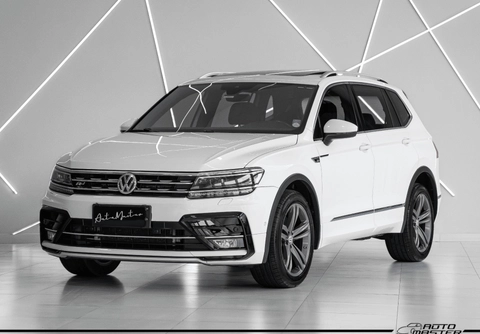 Volkswagen Tiguan 2018 Branco — foto 1 de 3