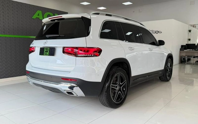imagem-https://www.socarrao.com.br/sc-vehicle-images-prod/3227088/1789042450768-8379237_12_B_9fd7f9cd12.jpeg